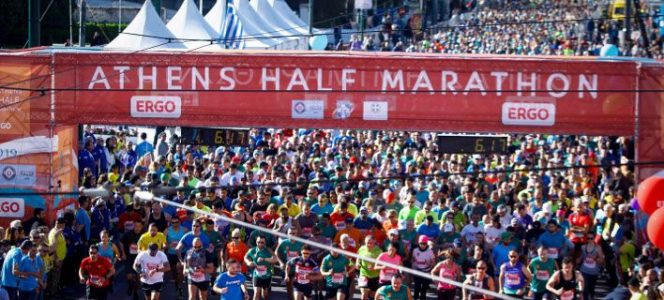 Thousands compete in Athens half marathon - TA NEA | 3XY Radio Hellas